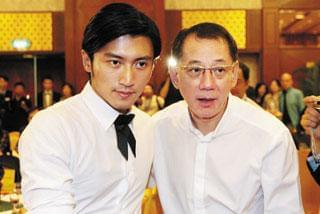 记者爆料杨受成视频全集,揭秘娱乐圈大佬的真实生活  第1张